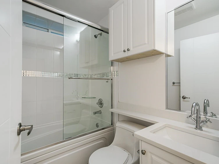 2768 E 25th Avenue, Vancouver, BC, V5R 1H7 - 26
