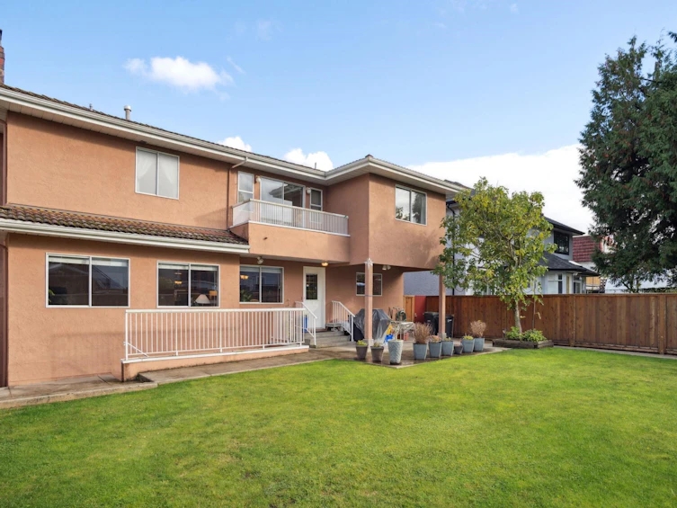 1387 Springer Avenue, Burnaby, BC, V5B 3M2 - 40