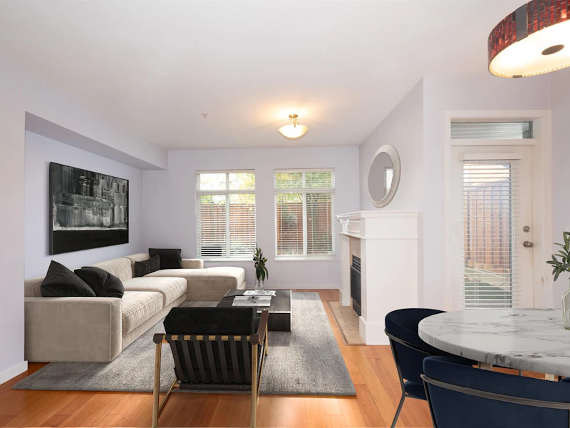 201 - 4238 Albert Street, Burnaby BC V5C 6T1