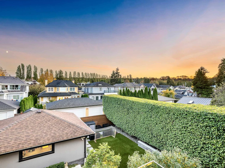 3822 W 2nd Avenue, Vancouver, BC, V6R 1K2 - 3