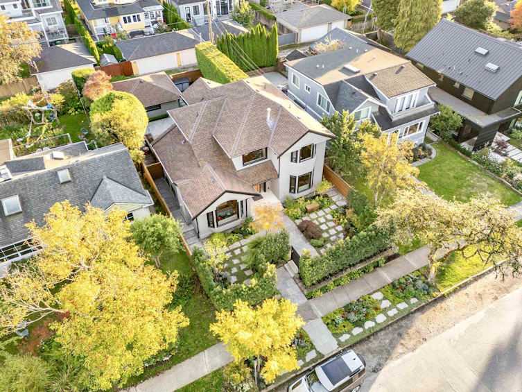 3822 W 2nd Avenue, Vancouver, BC, V6R 1K2 - 4