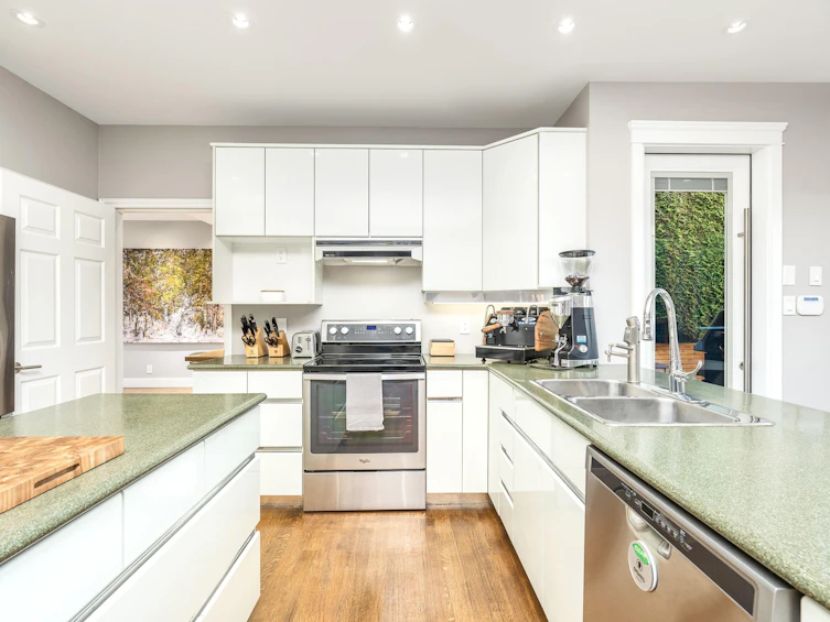 3822 W 2nd Avenue, Vancouver, BC, V6R 1K2 - 13