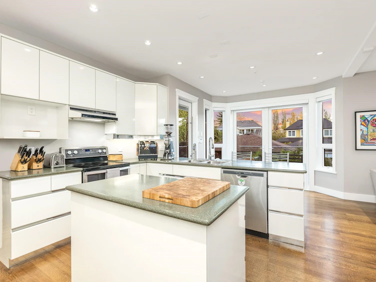 3822 W 2nd Avenue, Vancouver, BC, V6R 1K2 - 14