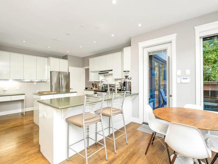 3822 W 2nd Avenue, Vancouver, BC, V6R 1K2 - 15