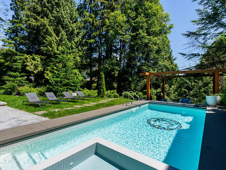 558 Glenross Road, West Vancouver, BC, V7S 1L5 - 32