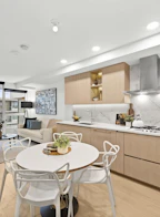 906 455 Sw Marine Drive