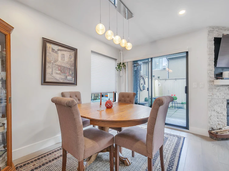 25-2133 St. Georges Avenue, North Vancouver, BC, V7L 3K5 - 5