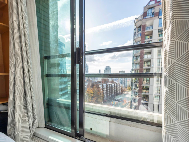 1005-1003 Burnaby Street, Vancouver, BC, V6E 4R7 - 29