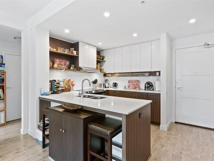 311-545 Foster Avenue, Coquitlam, BC, V3J 0B3 - 7