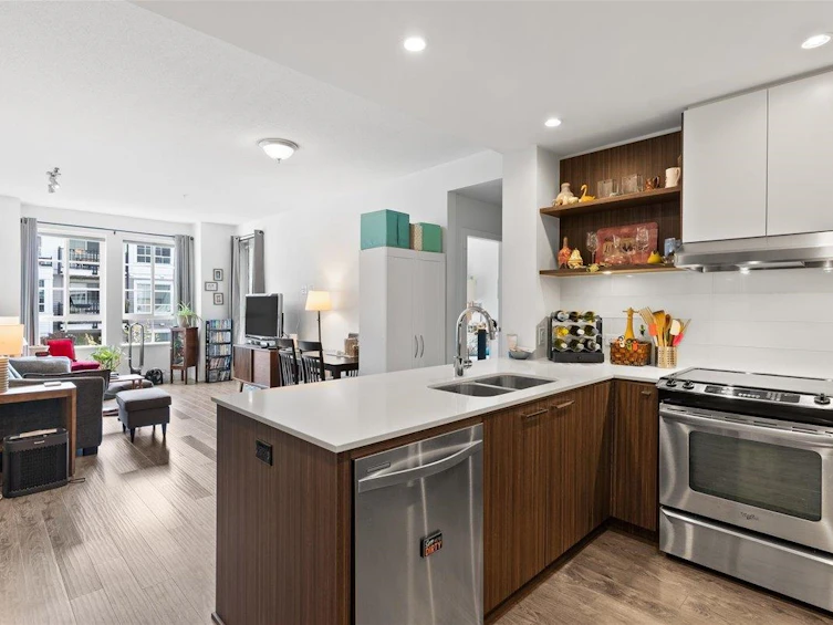311-545 Foster Avenue, Coquitlam, BC, V3J 0B3 - 9