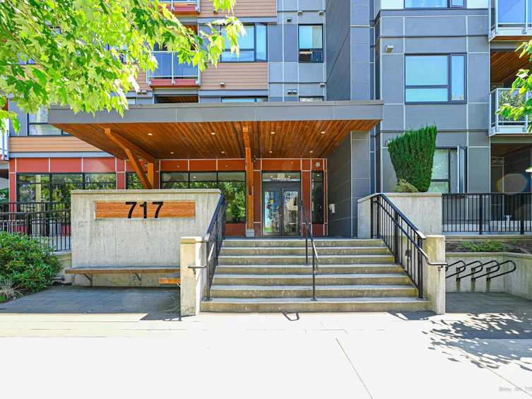 302-717 Breslay Street, Coquitlam, BC, V3J 0J3 - 2