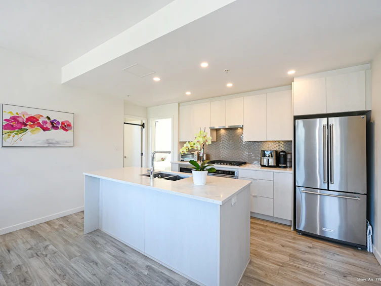 302-717 Breslay Street, Coquitlam, BC, V3J 0J3 - 9