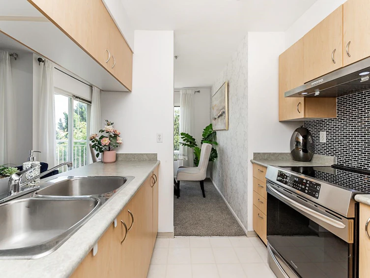303-6359 198 Street, Langley, BC, V2Y 2E3 - 7