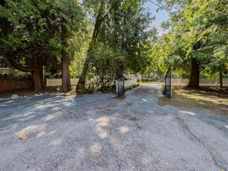 13991 Crescent Road, Surrey, BC, V4P 1J4 - 30