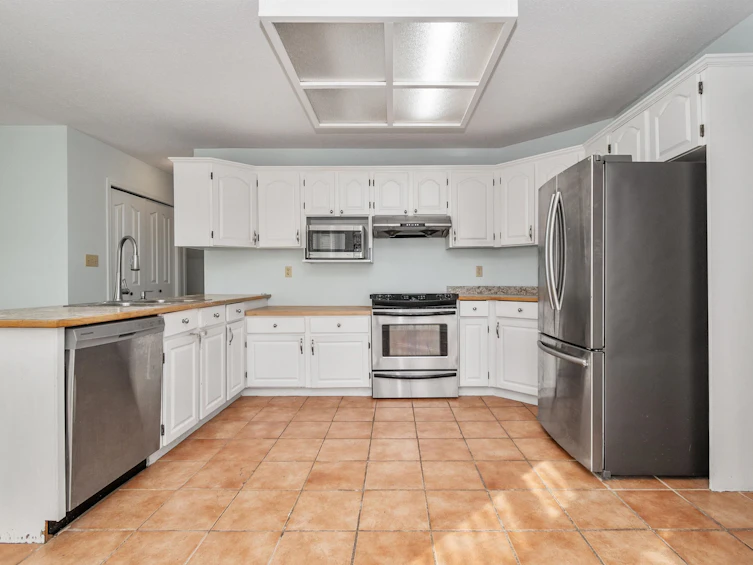 8490 Boeing Place, Chilliwack, BC, V2P 7W4 - 12