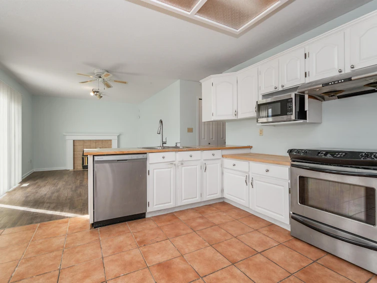 8490 Boeing Place, Chilliwack, BC, V2P 7W4 - 17