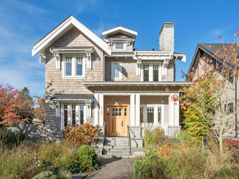 2795 W 37th Avenue, Vancouver BC V6N 2T5