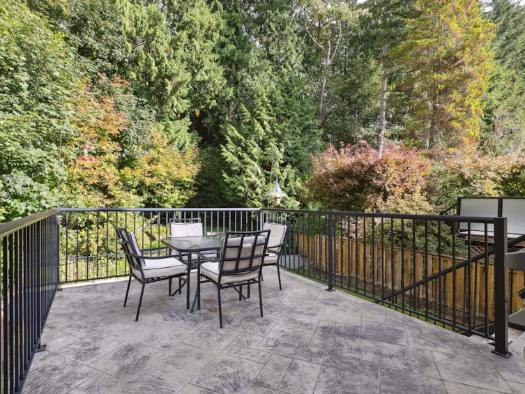 1520 Burrill Avenue, North Vancouver, BC, V7K 1L9 - 31