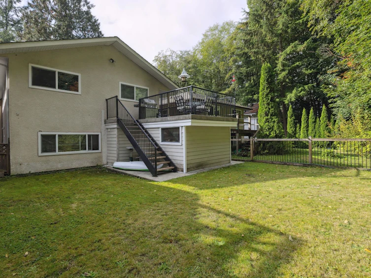 1520 Burrill Avenue, North Vancouver, BC, V7K 1L9 - 32