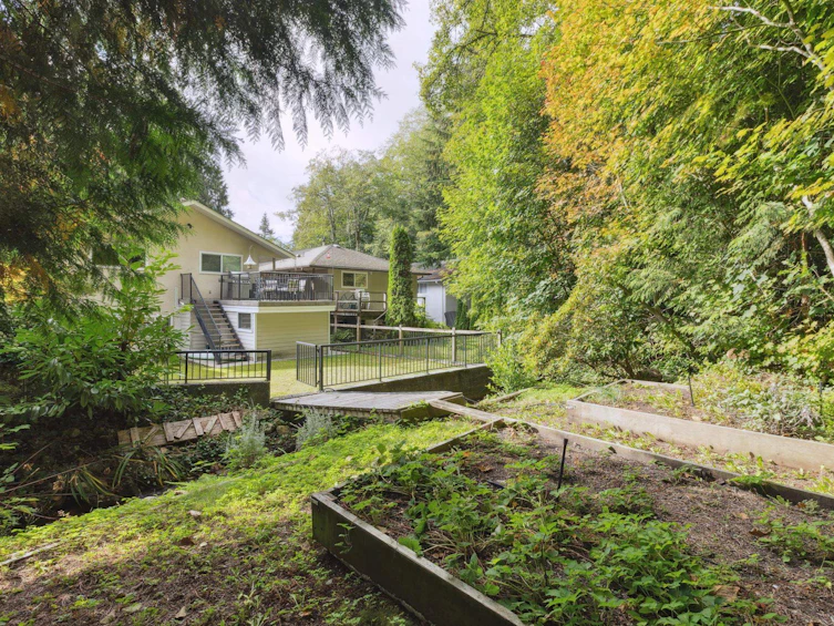 1520 Burrill Avenue, North Vancouver, BC, V7K 1L9 - 35