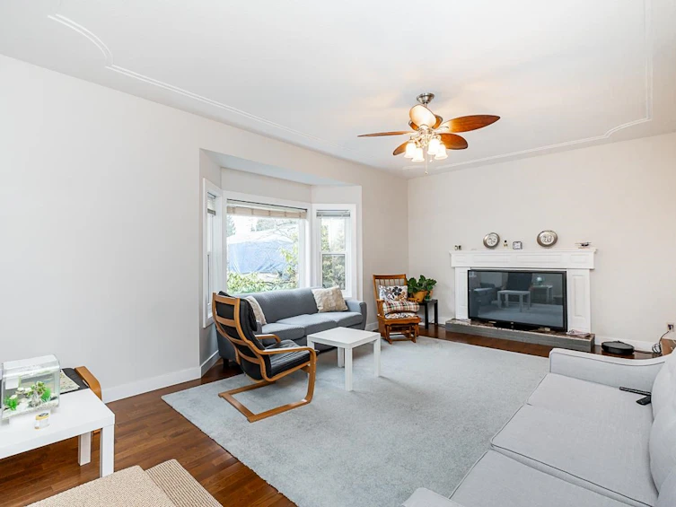 15674 101 Avenue, Surrey, BC, V4N 2S1 - 2