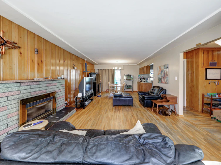 11687 98a Avenue, Surrey, BC, V3V 2L1 - 12