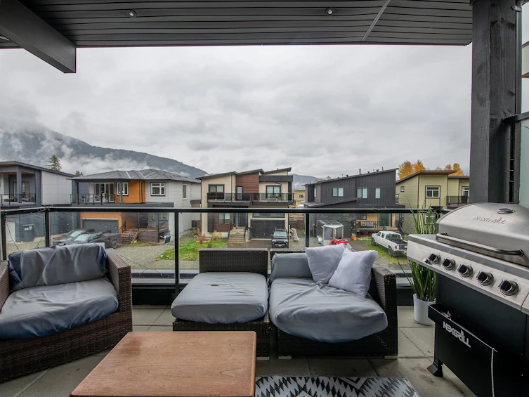 2048 Tiyata Boulevard, Pemberton, BC, V0N 2L1 - 12