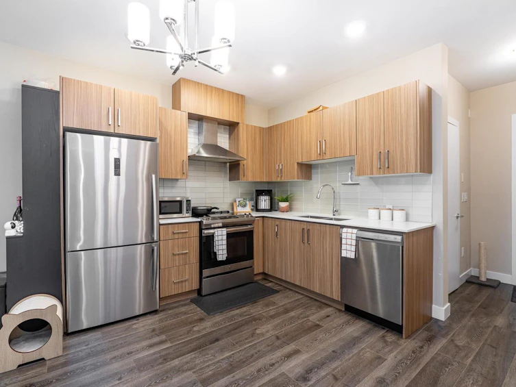 215-2889 E 1st Avenue, Vancouver, BC, V5M 0G2 - 7