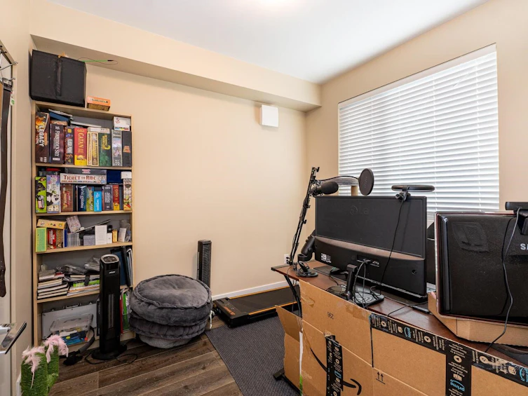 215-2889 E 1st Avenue, Vancouver, BC, V5M 0G2 - 13