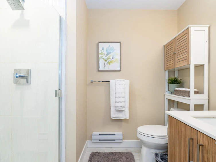 215-2889 E 1st Avenue, Vancouver, BC, V5M 0G2 - 18