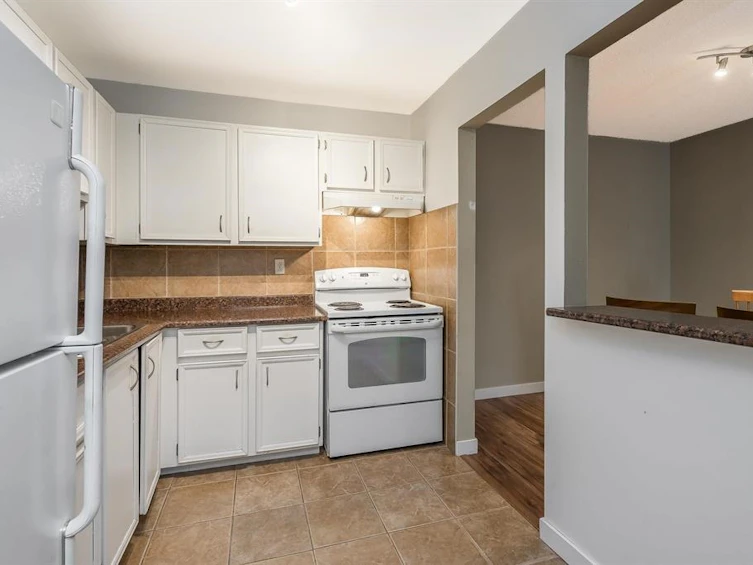 313-32870 George Ferguson Way, Abbotsford, BC, V2S 7K1 - 7