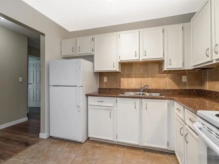 313-32870 George Ferguson Way, Abbotsford, BC, V2S 7K1 - 8