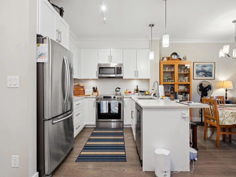 206-5020 221a Street, Langley, BC, V2Y 0V5 - 5