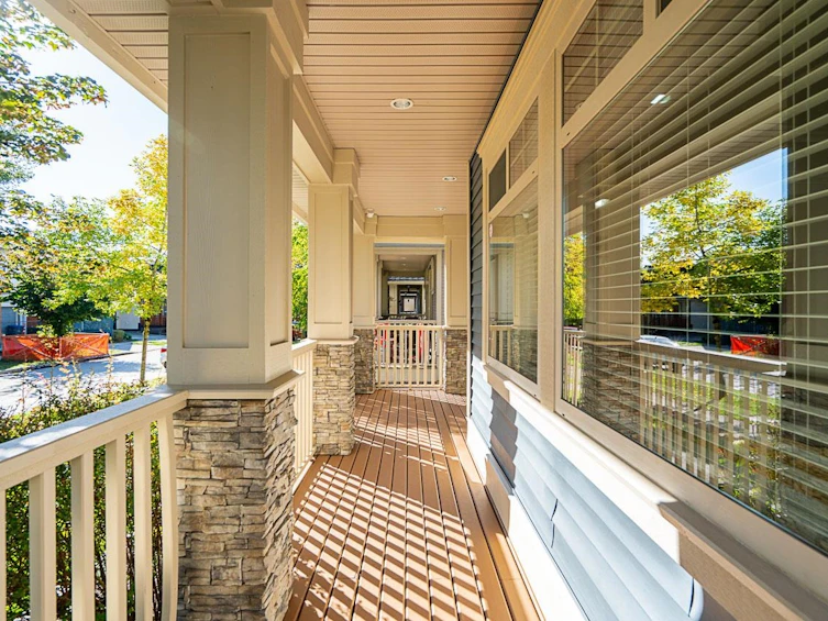 6883 192a Street, Surrey, BC, V4N 0B7 - 2