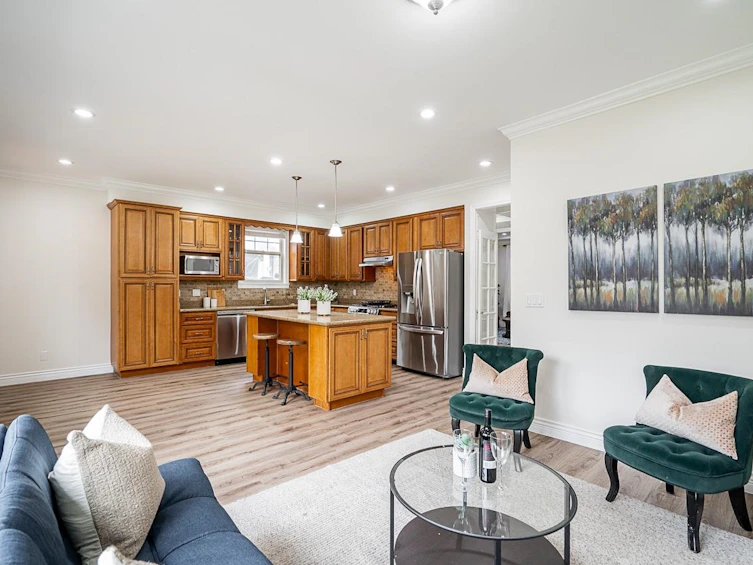 6883 192a Street, Surrey, BC, V4N 0B7 - 12