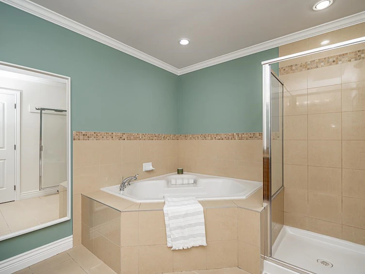 6883 192a Street, Surrey, BC, V4N 0B7 - 16