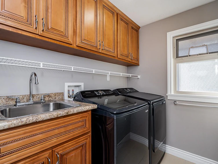 6883 192a Street, Surrey, BC, V4N 0B7 - 22