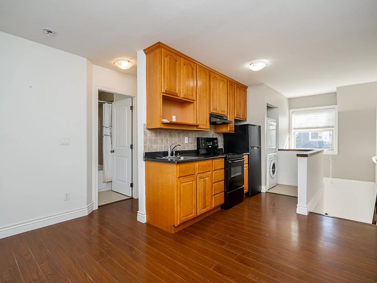 6883 192a Street, Surrey, BC, V4N 0B7 - 29