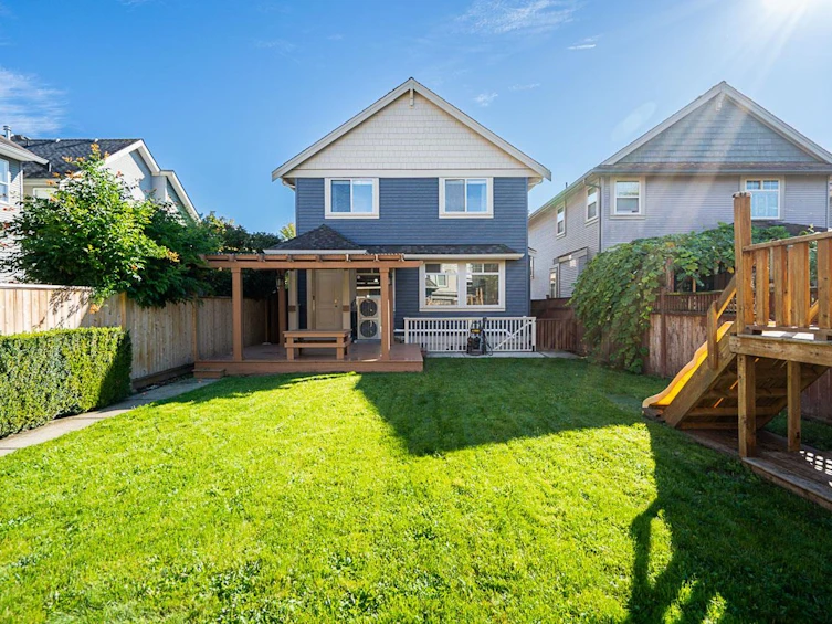 6883 192a Street, Surrey, BC, V4N 0B7 - 35