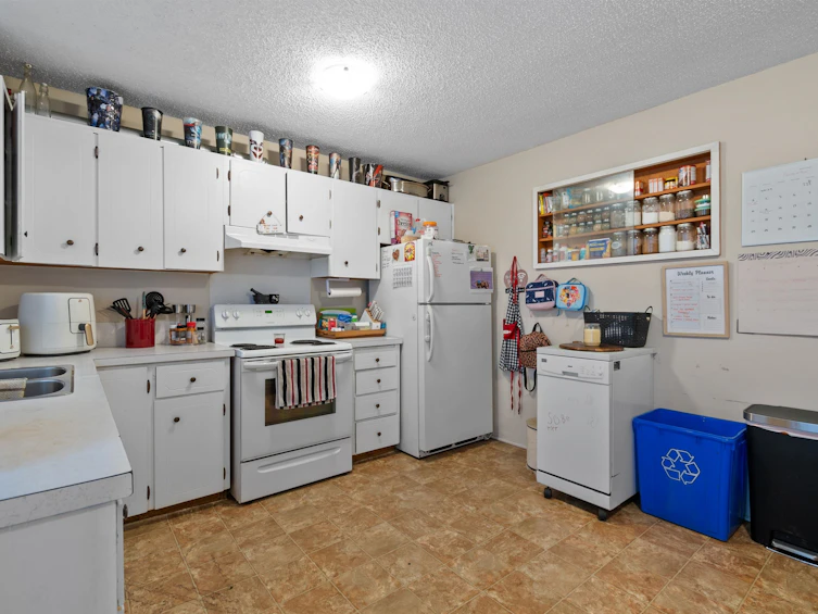 9590 Paula Crescent, Chilliwack, BC, V2P 6H2 - 9