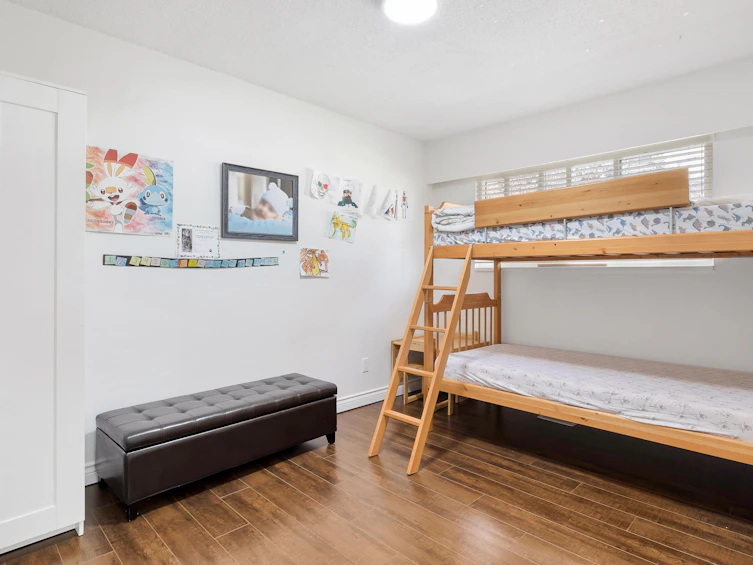 11100 72a Avenue, Delta, BC, V4C 1A1 - 9