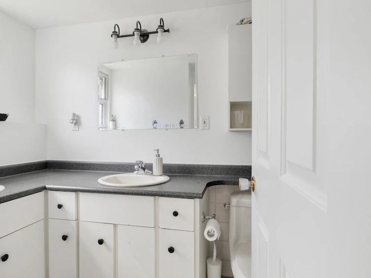 11100 72a Avenue, Delta, BC, V4C 1A1 - 18