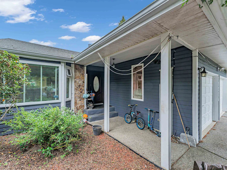 14225 18 Avenue, Surrey, BC, V4A 7C1 - 4