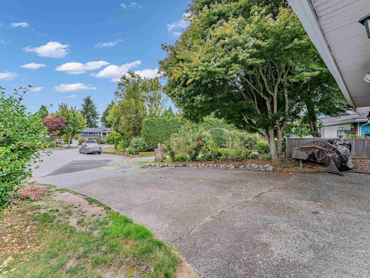 14225 18 Avenue, Surrey, BC, V4A 7C1 - 5
