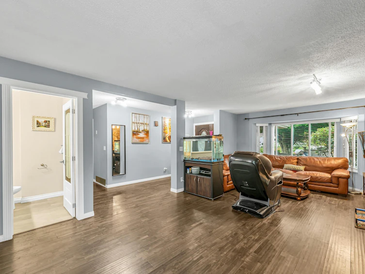 14225 18 Avenue, Surrey, BC, V4A 7C1 - 11