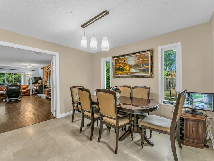 14225 18 Avenue, Surrey, BC, V4A 7C1 - 15