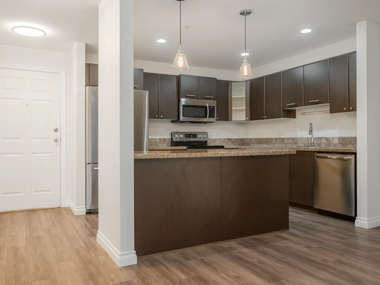 111-5488 198 Street, Langley, BC, V3A 1G2 - 4