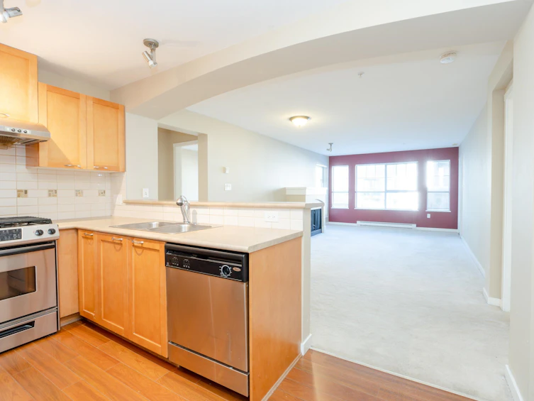 301-2958 Whisper Way, Coquitlam, BC, V3E 3S7 - 3