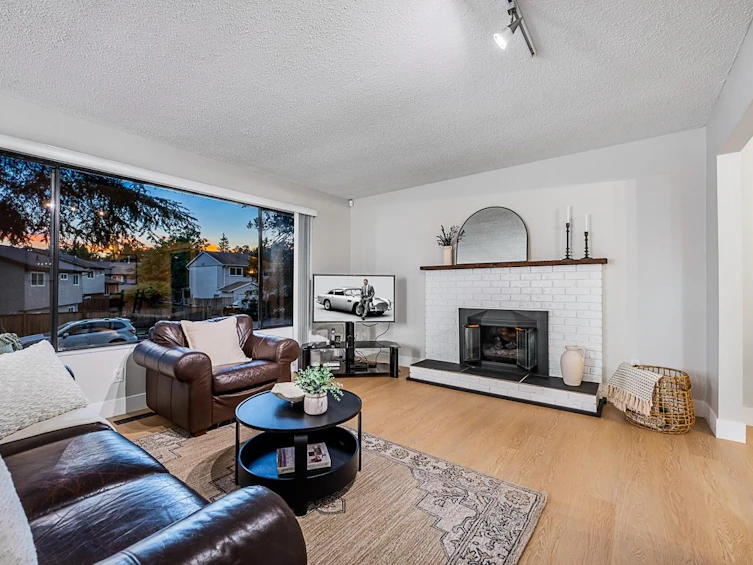1203 Nestor Street, Coquitlam, BC, V3E 1J1 - 4