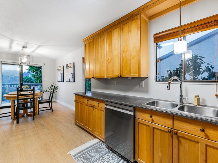 1203 Nestor Street, Coquitlam, BC, V3E 1J1 - 10